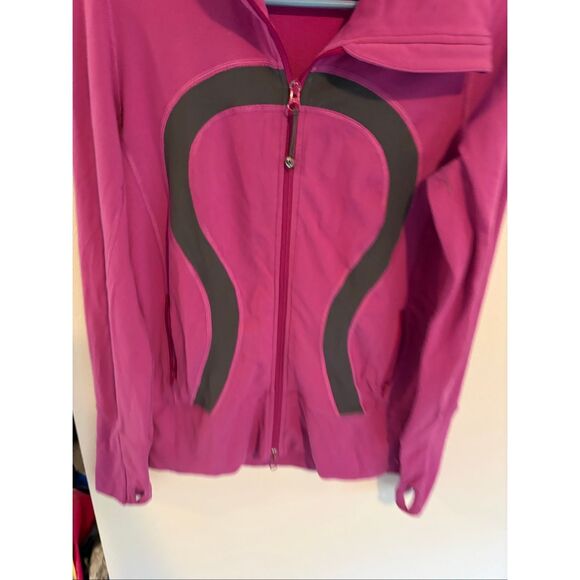 Lululemon Magenta Stride Jacket - Picture 2 of 4
